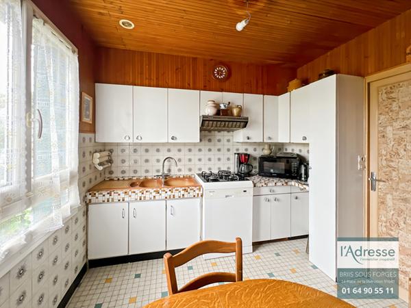 MAISON INDIVIDUELLE À RÉNOVER PROCHE DE LA NATURE ET DES ECOLES