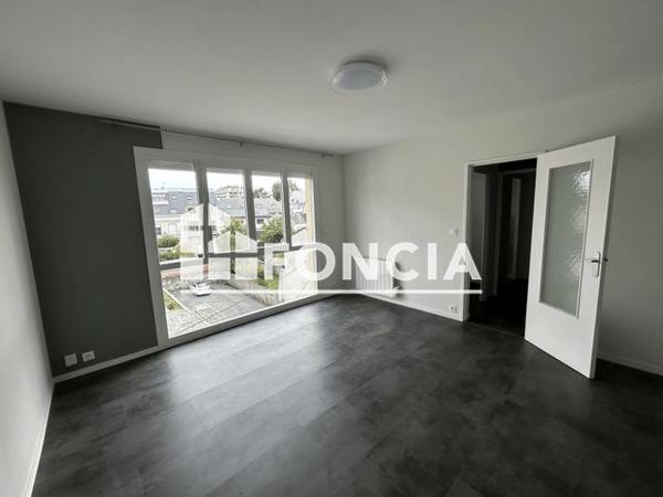 Location Studio 29 m² - 36 RUE VOLNEY Angers 49000