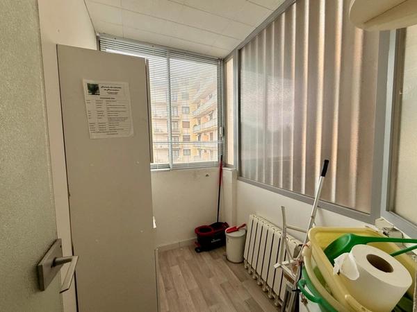 Rare à la vente : Appartement à vendre 4 pièces avec vue d'exception sur la cité de Carcassonne. Prix de vente : 124200€