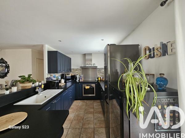 Maison à vendre 6 pièces 119 m² Saint-Fargeau-Ponthierry