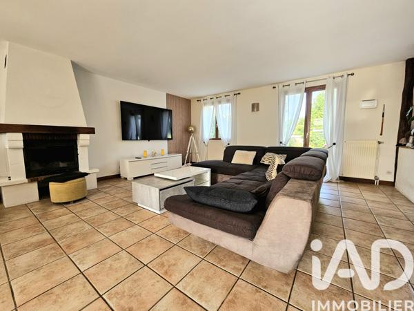 Maison à vendre 6 pièces 119 m² Saint-Fargeau-Ponthierry