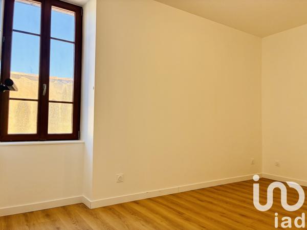 Appartement à vendre 4 pièces 63 m² Eyguières