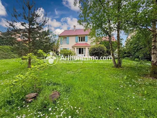 Vente Maison 6 pièces 170 m2 à Saint-Germain-Lès-Corbeil