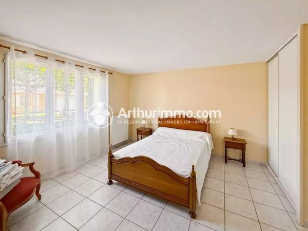 Vente Maison 6 pièces 170 m2 à Saint-Germain-Lès-Corbeil