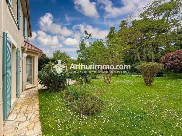 Vente Maison 6 pièces 170 m2 à Saint-Germain-Lès-Corbeil