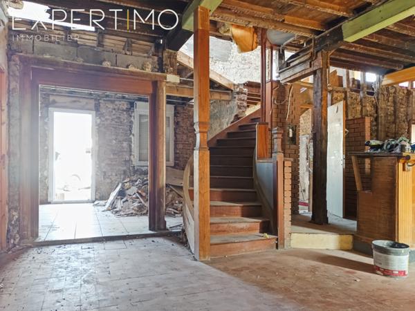 Rue (80120) Immeuble - centre RUE - Beau potentiel commercial.