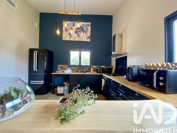Maison à vendre 5 pièces 146 m² Malemort-du-Comtat