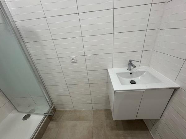 Marseille (13007) VENTE APPARTEMENT 70,85 M2 TYPE 3 TRAVERSANT RÉNOVÉ BD LIVON CATALANS 13007 MARSEILLE