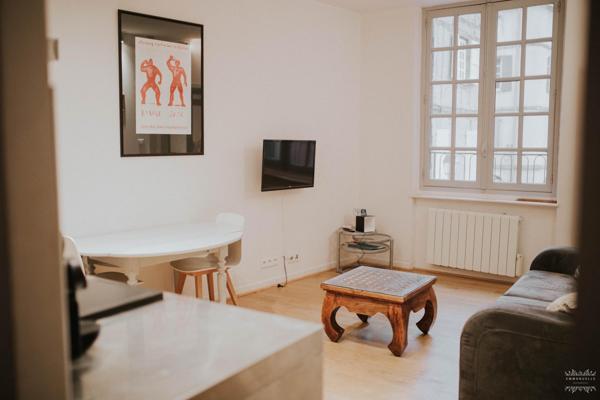 Bel appartement avec gros potentiel