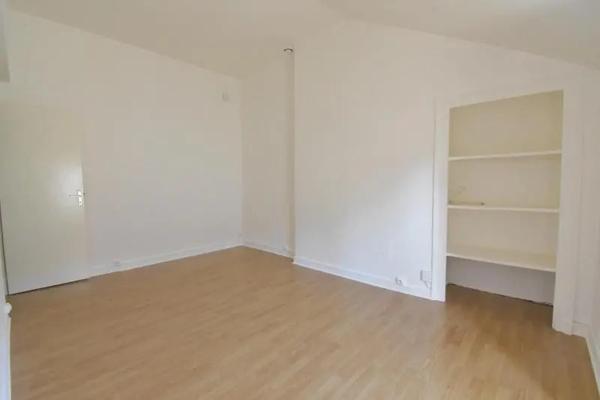 Appartement à louer 2 pièces 32.35m² Le Mans (72000)