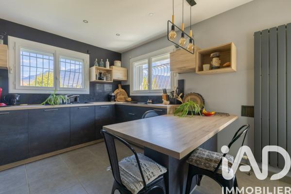 Maison à vendre 9 pièces 209,05 m² Aix-les-Bains