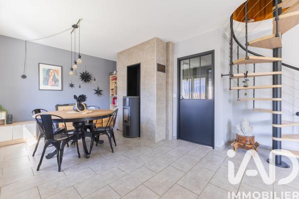 Maison à vendre 9 pièces 209,05 m² Aix-les-Bains