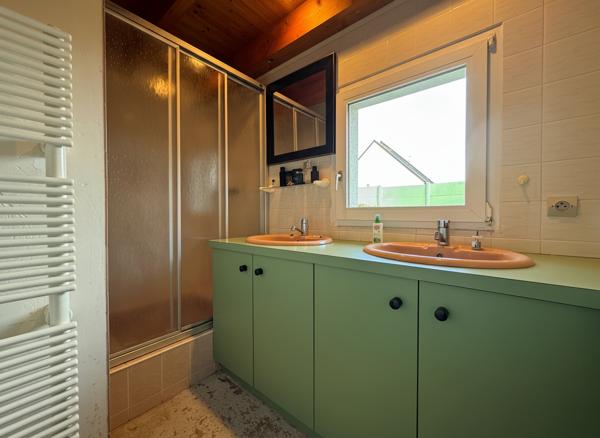 Maison à vendre à Landivisiau de 127 m2 -7 pièces, 4 chambres