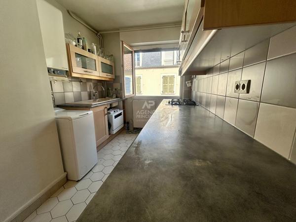 Appartement Poissy 4 pièce(s) 334 000 € **  - Référence  9320