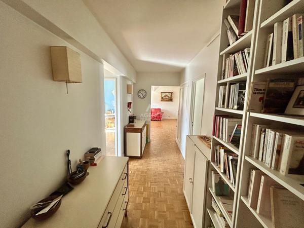Appartement Poissy 4 pièce(s) 334 000 € **  - Référence  9320