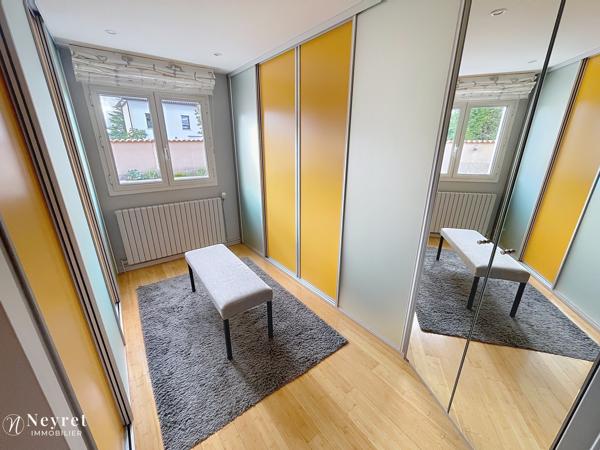 RARE - CHARLY - Maison familiale 5 Chambres de 175 m² avec piscine et pool house – secteur résidentiel