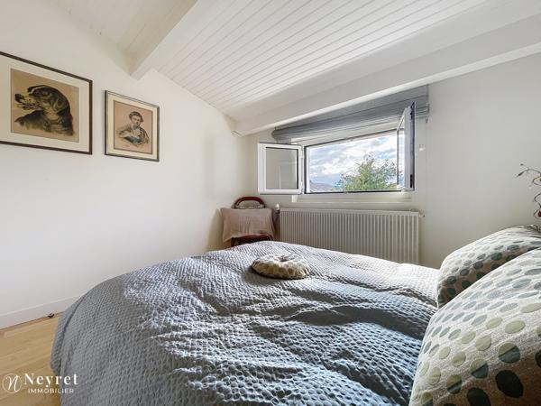 RARE - CHARLY - Maison familiale 5 Chambres de 175 m² avec piscine et pool house – secteur résidentiel