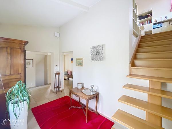RARE - CHARLY - Maison familiale 5 Chambres de 175 m² avec piscine et pool house – secteur résidentiel