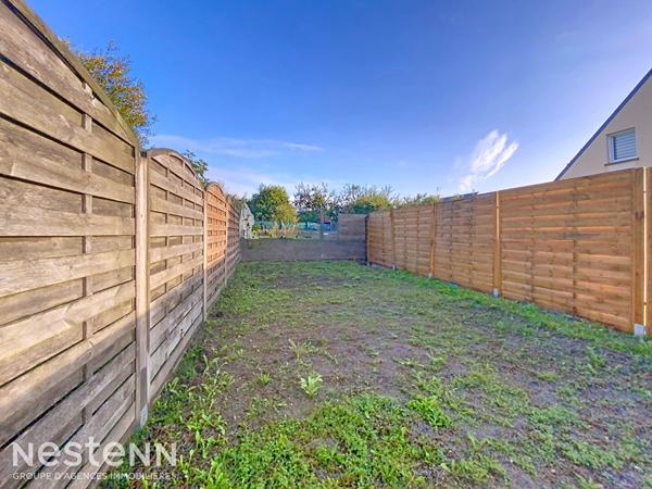 QUIMPERLE - Terrain à bâtir de 553m² proche ville et écoles, libre de constructeur