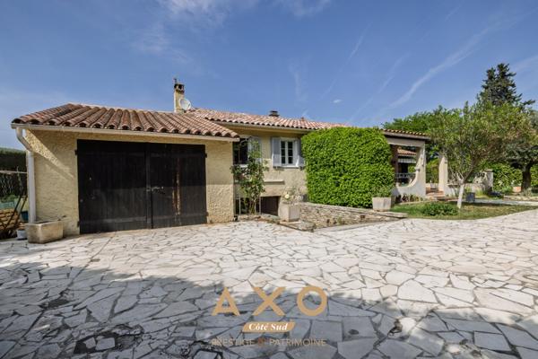 Maison Provençale au Pied du Luberon