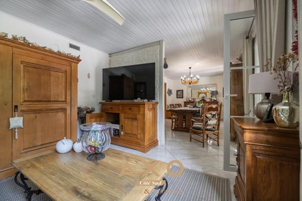 Maison Provençale au Pied du Luberon