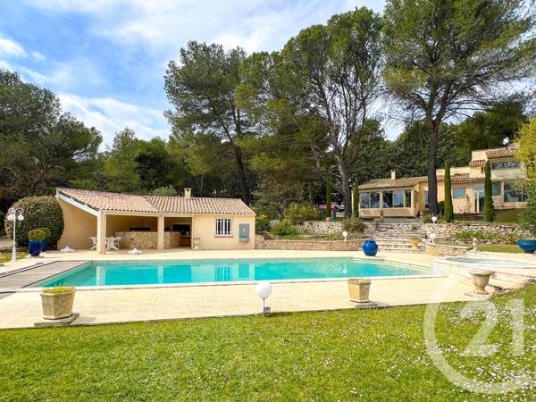 Maison à vendre  10 pièces - 239,37 m2 ROGNES - 13