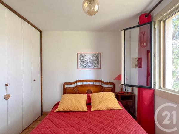 Maison à vendre  10 pièces - 239,37 m2 ROGNES - 13