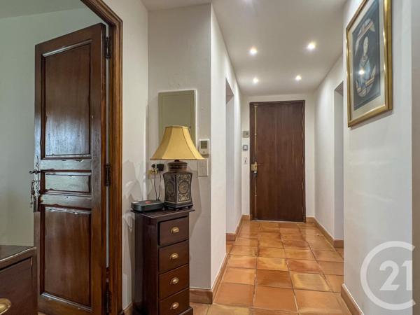 Maison à vendre  10 pièces - 239,37 m2 ROGNES - 13