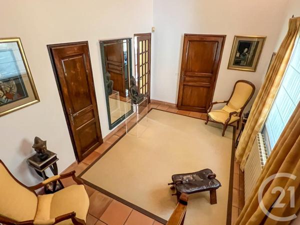 Maison à vendre  10 pièces - 239,37 m2 ROGNES - 13