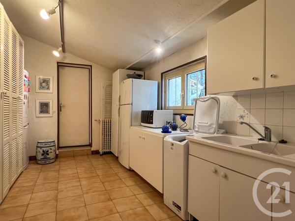 Maison à vendre  10 pièces - 239,37 m2 ROGNES - 13