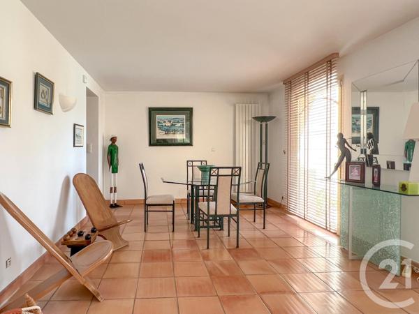 Maison à vendre  10 pièces - 239,37 m2 ROGNES - 13