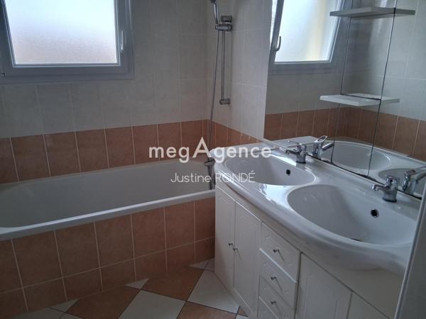 Maison à CHOLET, 49300 - 4 pièces 101m²