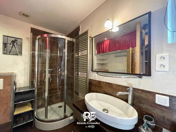 T3 atypique sur 2 niveaux avec espace indépendant – 83 m² Annecy