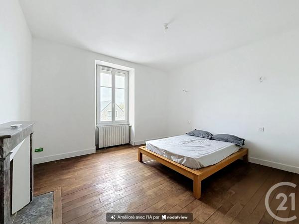 Maison à vendre  5 pièces - 125,72 m 2   LOUVERNE  - 53