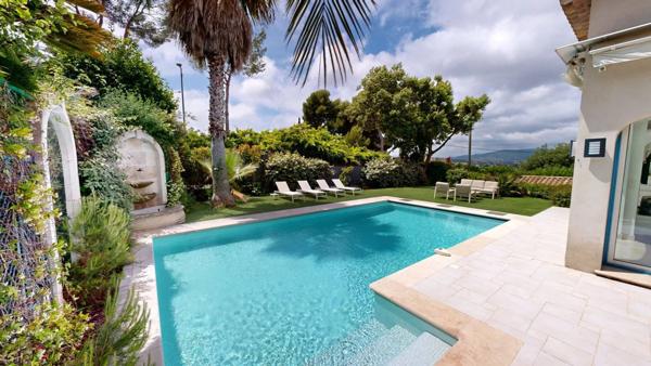 EXCEPTIONNELLE PROPRIETE LUXUEUSE ET DE CARACTERE