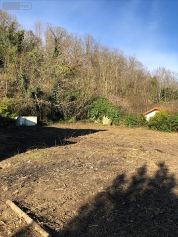 Terrain à Batir à vendre à Montluel dans l'Ain (01120), ref : 01070-1073190