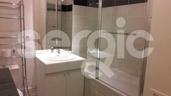 Location 2 Pieces 44 59800 Lille 07 0439 01 0002