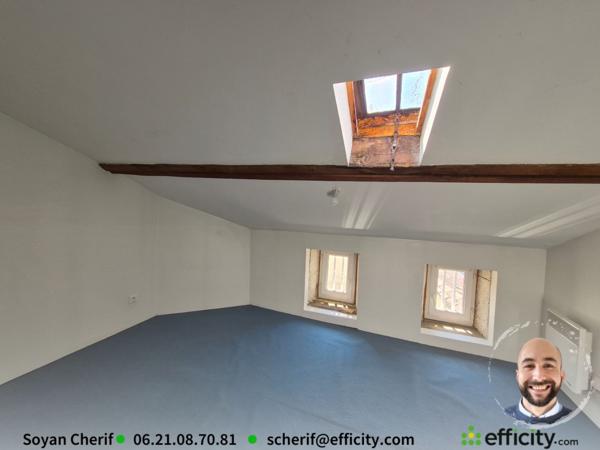 Immeuble
        
        - 110 m² 109 900 € *