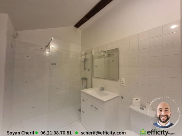 Immeuble
        
        - 110 m² 109 900 € *
