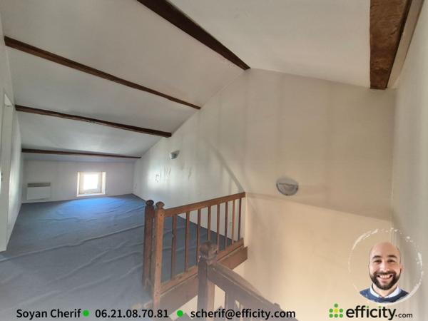 Immeuble
        
        - 110 m² 109 900 € *