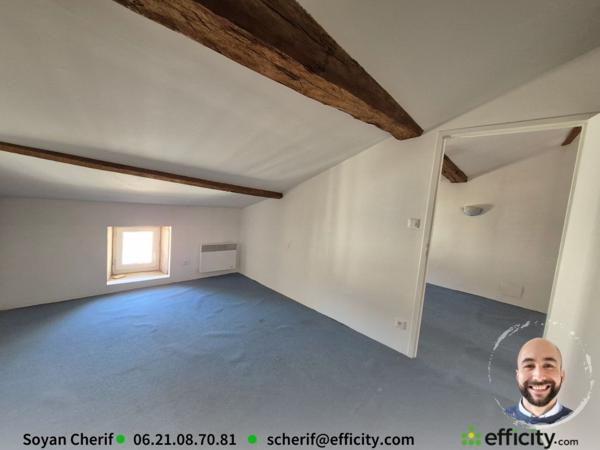 Immeuble
        
        - 110 m² 109 900 € *