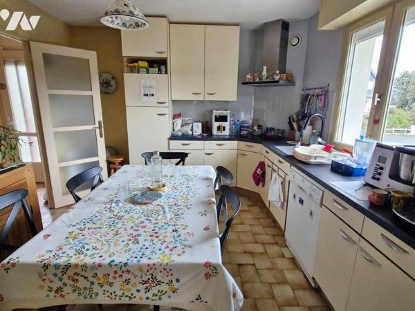 Maison à Vendre à Cesson-Sévigné (35510) en Ille-et-Vilaine (35)

Cette maison offre une surf...