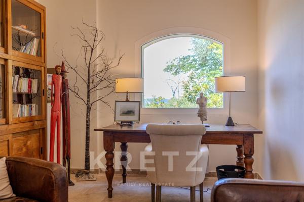 Exclusivité. Propriété d’exception de 235 m2, vue panoramique, aux portesd’Aix-en-Provence