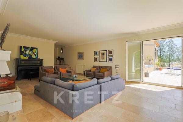 Exclusivité. Propriété d’exception de 235 m2, vue panoramique, aux portesd’Aix-en-Provence