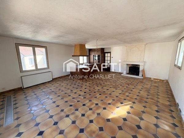 Maison de bourg de 121m² - (Appartement + T2)