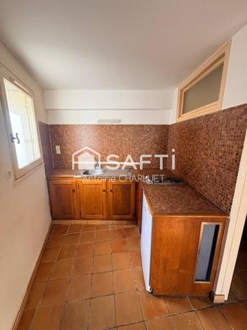 Maison de bourg de 121m² - (Appartement + T2)