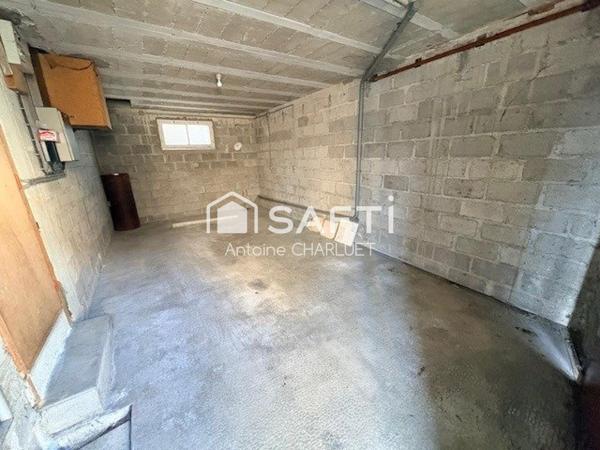Maison de bourg de 121m² - (Appartement + T2)