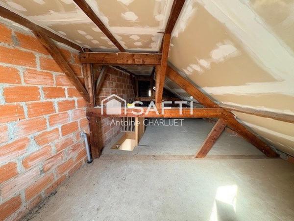 Maison de bourg de 121m² - (Appartement + T2)