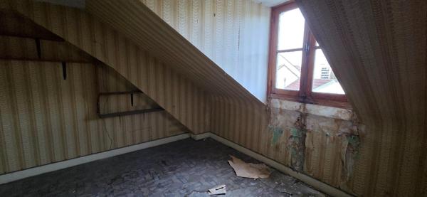 Appartement à rénover - idéalement situé