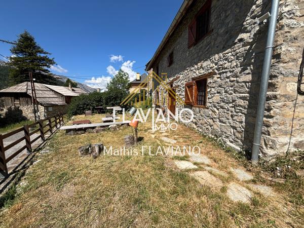 BERGERIE RÉNOVÉE - HAMEAU AUTHENTIQUE Uvernet-Fours (04400)